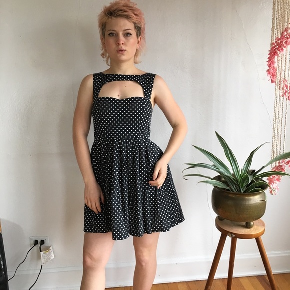 Vintage Polka Dot Dress with Unique Cutouts - Picture 3 of 5